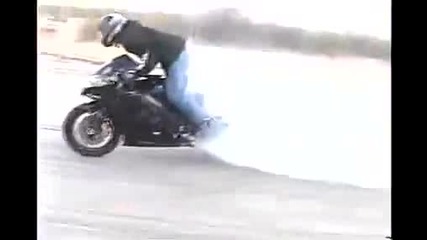 Gsxr rolling burnout and wheelie