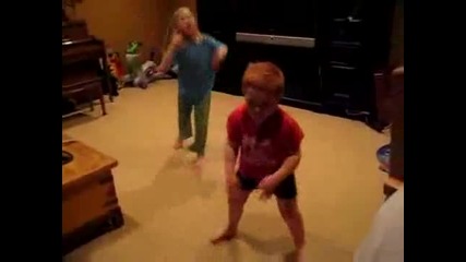 Луд детски танц - няма друг такъв 