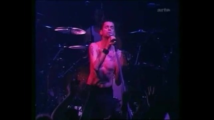 Dave Gahan - Walking in my shoes ( live) 