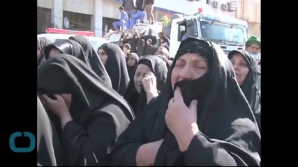 Tens of Thousands Turn up for Funeral of Saudi Suicide Attack Victims
