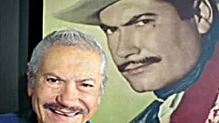 Eulalio Gonzalez - "еl Piporro" - Rosita Alvirez