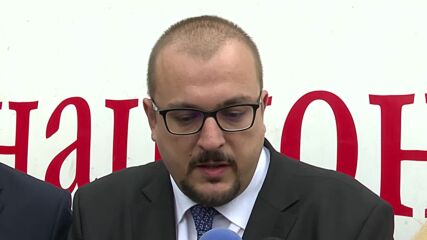 Обсъждат разкриването на ваксинационни пунктове във висши училища
