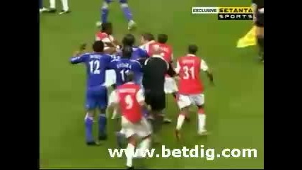 Chelsea vs Arsenal - бой 