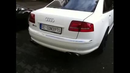 Audi A8 W12