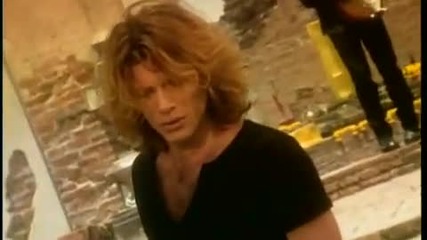 Bon Jovi - This Aint A Love Song 