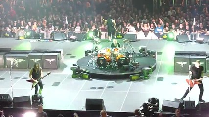 Metallica - Master Of Puppets (live - Quebec City 31 10 2009) (hq) 