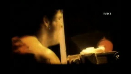 Queens Of The Stone Age - Little Sister (tromoya 07)