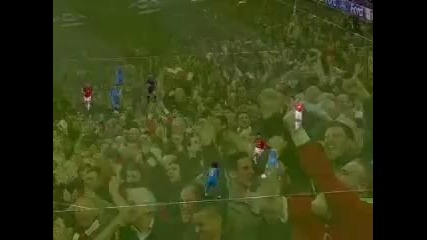 Paul Scholes Write goal on a write plase !