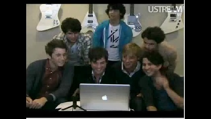 Jonas Brothers Live Chat - With Honor Society - See You In The Dark Acoustic 