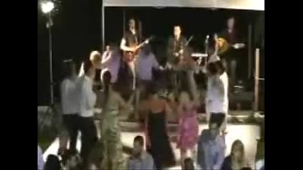 Nicos Chatzopoulos Gamos 8. 