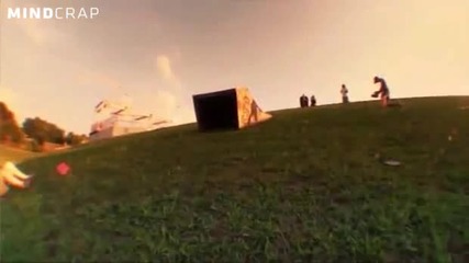 Тия пичове са луди