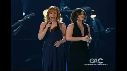 Reba Mcentire & Kelly Clarkson - Because of you