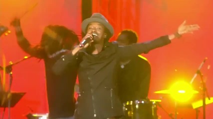 K naan - Wavin Flag (2010 Fifa World Cup™ Kick - off Concert)