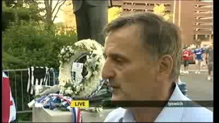 В памет на една голяма легенда Сър Боби Робсън