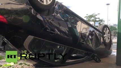 France: Uber angry! Taxi drivers flip vehicles, battle police in anti-Uber protest