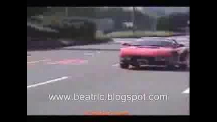 Ferrari vs Lamborghini.