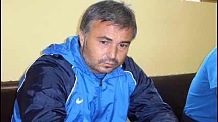 Ясен Петров: Гара иска да играе, но не смеем да рискуваме със здравето му