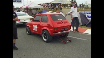 Fiat 126p V8 vs Vw Golf 3 Turbo 1/4 Mile drag race
