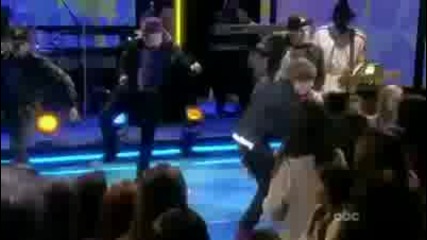 Justin Bieber - Baby - Live