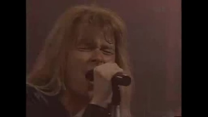 Helloween - A Tale That Wasnt Right с превод (high Quality)