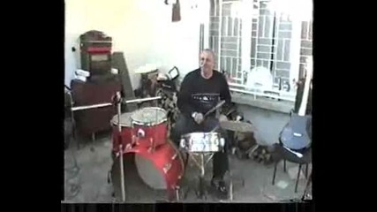 Барабаниста От Камилбенд