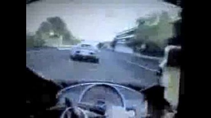 Bugatti Veyron Vs Yamaha R1 Vs Carrera Gt