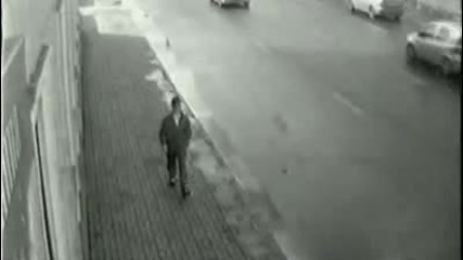 На косъм от смъртта 
