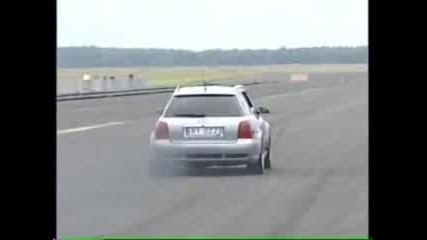 Audi Rs4 ускоряване
