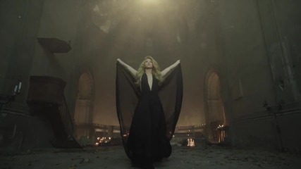 Shakira- Empire