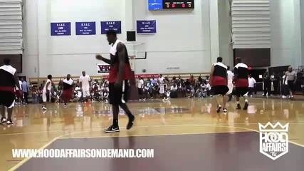 Chris Brown Dunks At Luda Celebrity Game 
