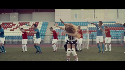 Swanky Tunes & The Parakit - Chipa Lipa ( Official Video)
