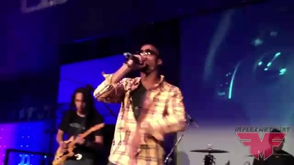 B.o.b - Nothin’ On You *на живо* 