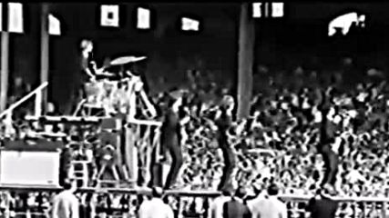 The Beatles - I Feel Fine / at White Sox Park Chicago Il on 20 August 1965