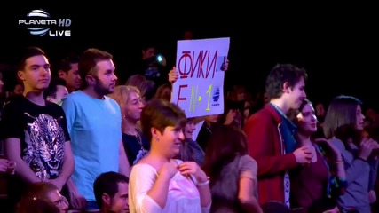 Деси Слава връчва награда "певец на Годината" / Планета Тв, фев.2015
