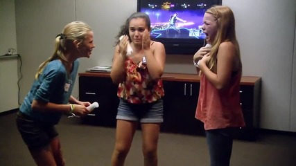 Justin Bieber Surprises Lucky Fans_ Just Dance 4