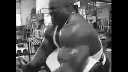Ronnie Coleman Training Biceps 