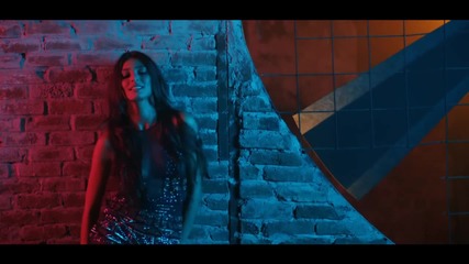 Ayshe feat. Cem Belevi - Kim Ne Derse Desin