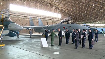 Румен Радев посети военно въздушната база „Хякури” в Япония
