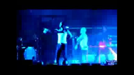 16 - The prodigy - Out of space (live at spirit of Burgas 13 - 08 - 2010)