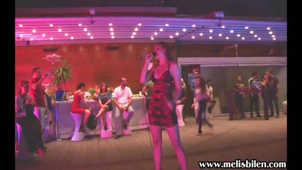 Melis Bilen performing live (objection+sway) in Hilton Doubletree 360