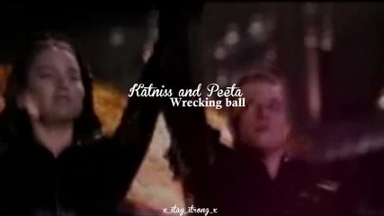 Katniss and Peeta- Wrecking Ball