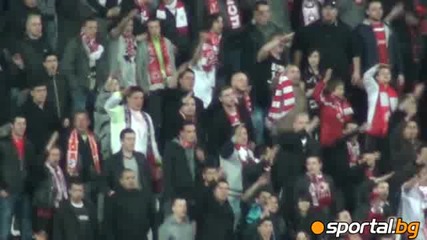 Феновете на Цска изпълниха сектор Г