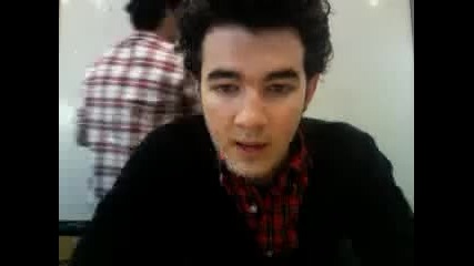 Jonas Brothers' Live Chat (2_21_09) - Part 7