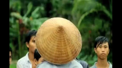 Knaan - Waving Flag