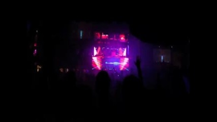 Youtube - Armin van Buuren vs Sophie Ellis Bextor - Not Giving Up On Love Official Hd Music Video
