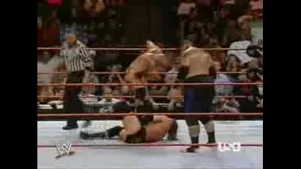 Wwe - Randy Orton vs Umaga vs Triple H