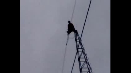Циганин краде жици