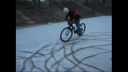 Bycicle - Drift Ot Snow In Latviq