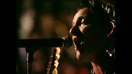 U2 – Kite | Elevation 2001: Live from Boston (480p)