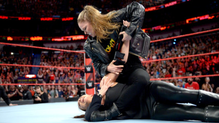 Ronda Rousey puts Stephanie McMahon in an Armbar: Raw April 9, 2018